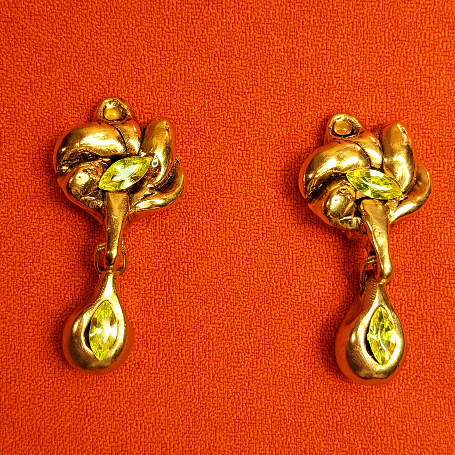 Vintage clips pendants ornés de pierres en verre vert